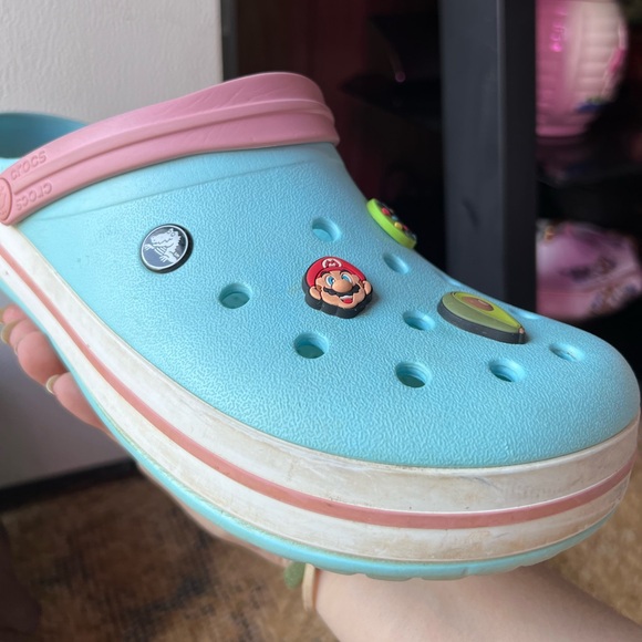 CROCS teal and pink color with 6 different pops. - Picture 4 of 17